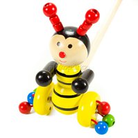 Drevená hračka na paličke Včielka